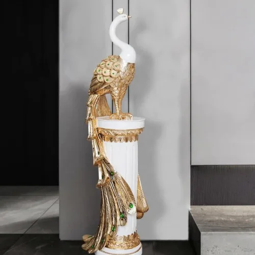 1 Pcs Appealing Gleamy Gold Showpiece