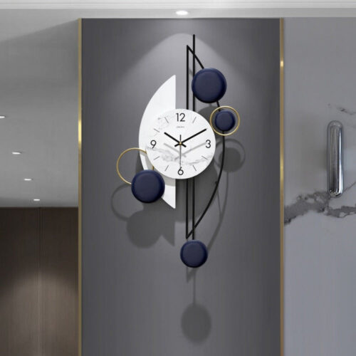 Artistic And Decorative Analog Wall Clock