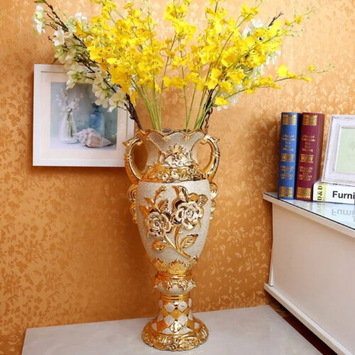 European Golden Accents Porcelain Flower Vase