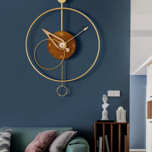 Modern Glorious Metallic Striking Wall Clock