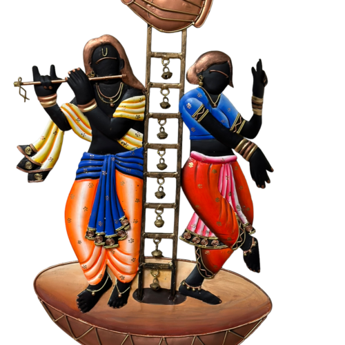 Traditional Couple On-Drum Wall Hanging